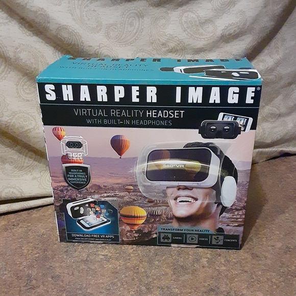 Sharper Image Virtual Reality Headset w/ Built-In - Picture 1 of 5